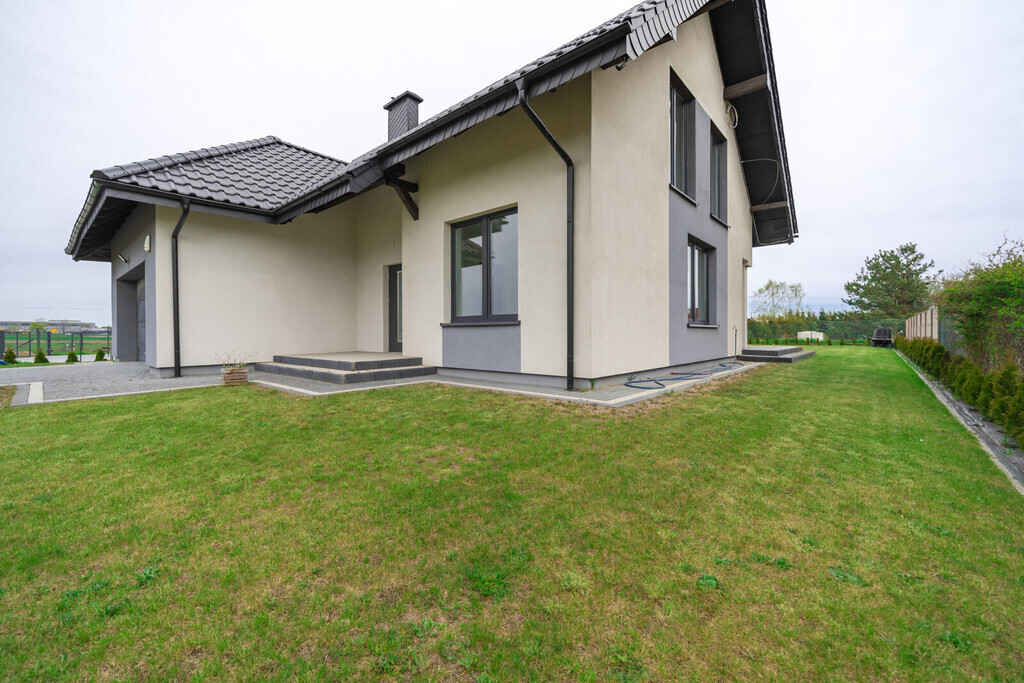 Twój dom w Tuchomiu / deweloperski / duży ogród