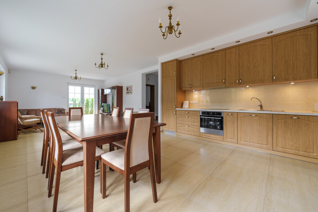 Piękny dom z ogrodem / dla rodziny / Chwaszczyno