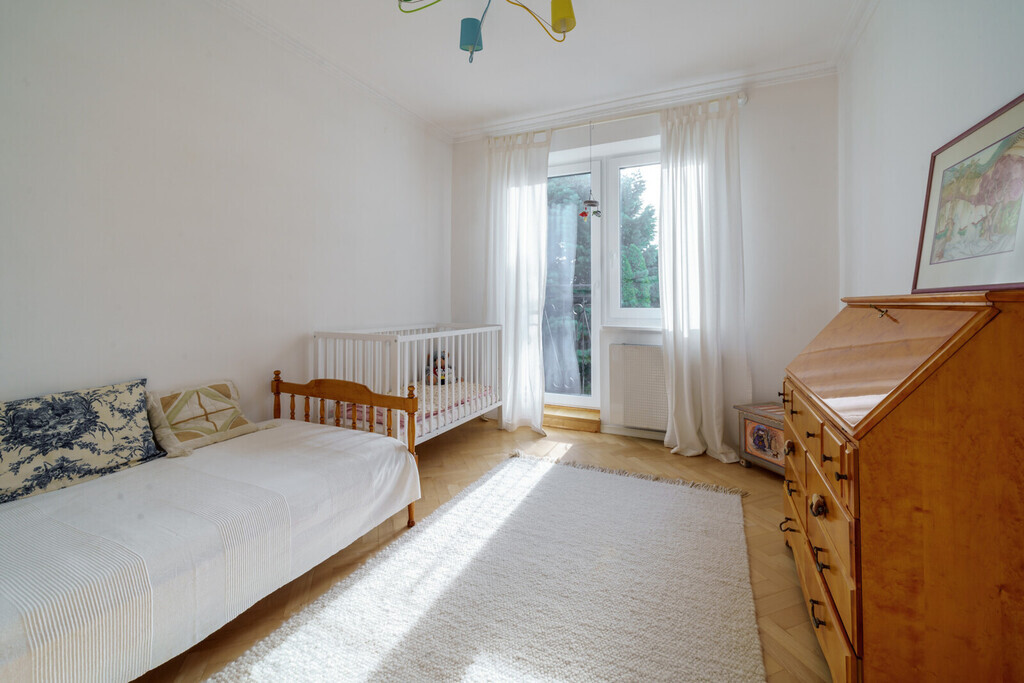 Elegancki Dom w Gdyni: Przestrzeń tuż przy lesie