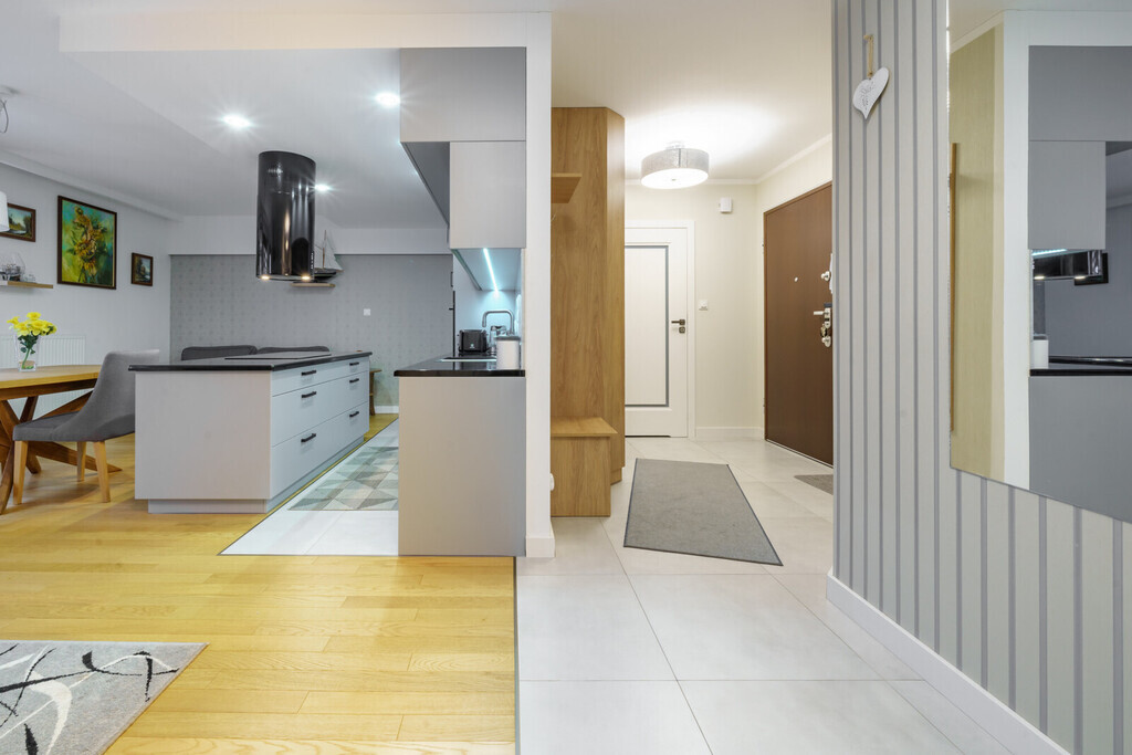 Unikatowe 4-pokoje / duży taras i wewnętrzne patio