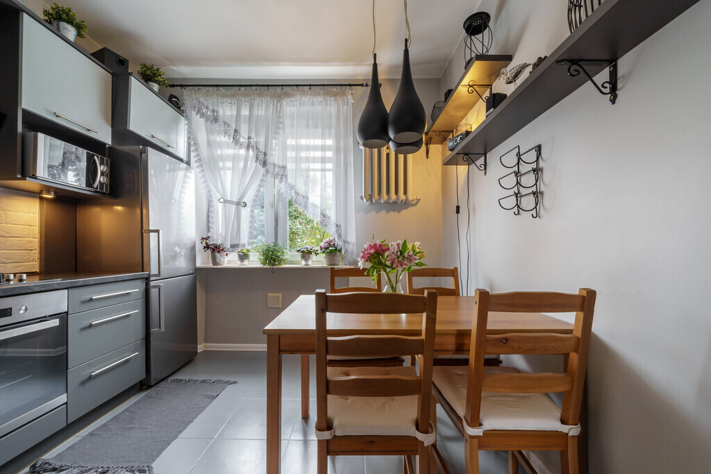 Klimatyczne mieszkanie blisko morza | duża kuchnia