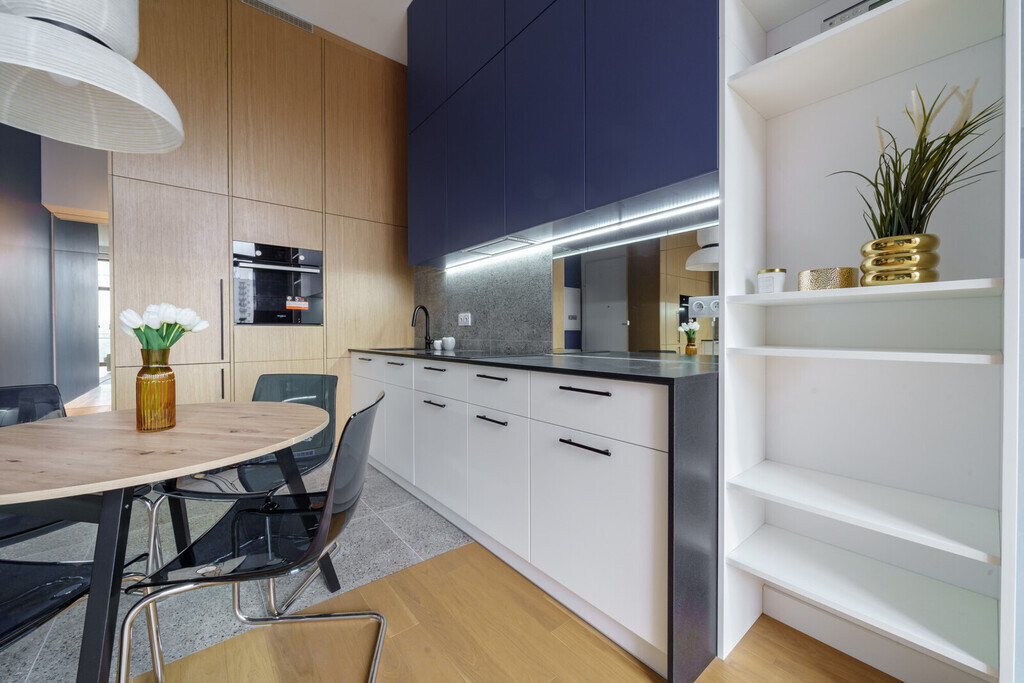 APARTAMENT - GARNIZON, miejsce postojowe w cenie!