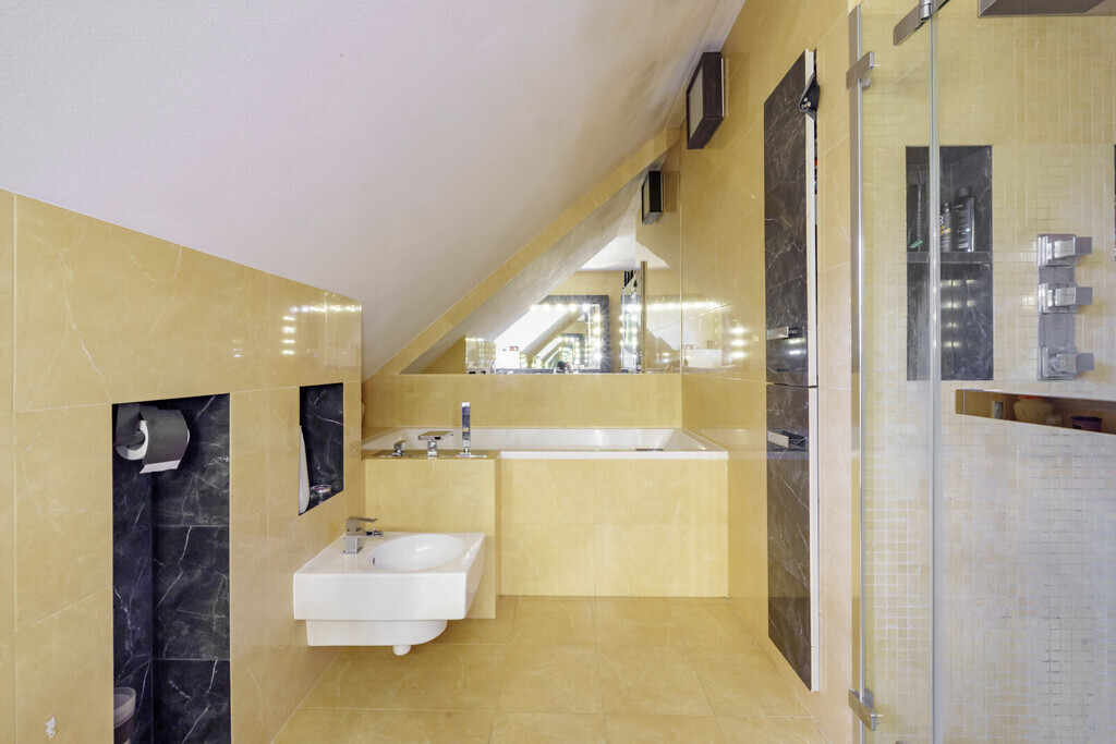 Klimatyczny dom w pobliżu jeziora i lasu