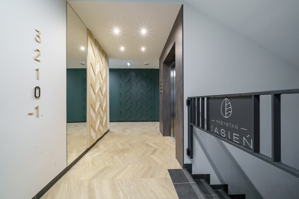 Apartament z widokiem na jezioro "Przystań Jasień"