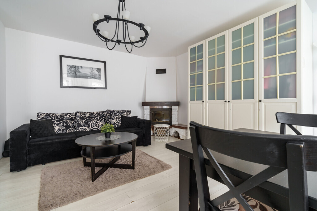 Urokliwe Mieszkanie w Sercu Wrzeszcza