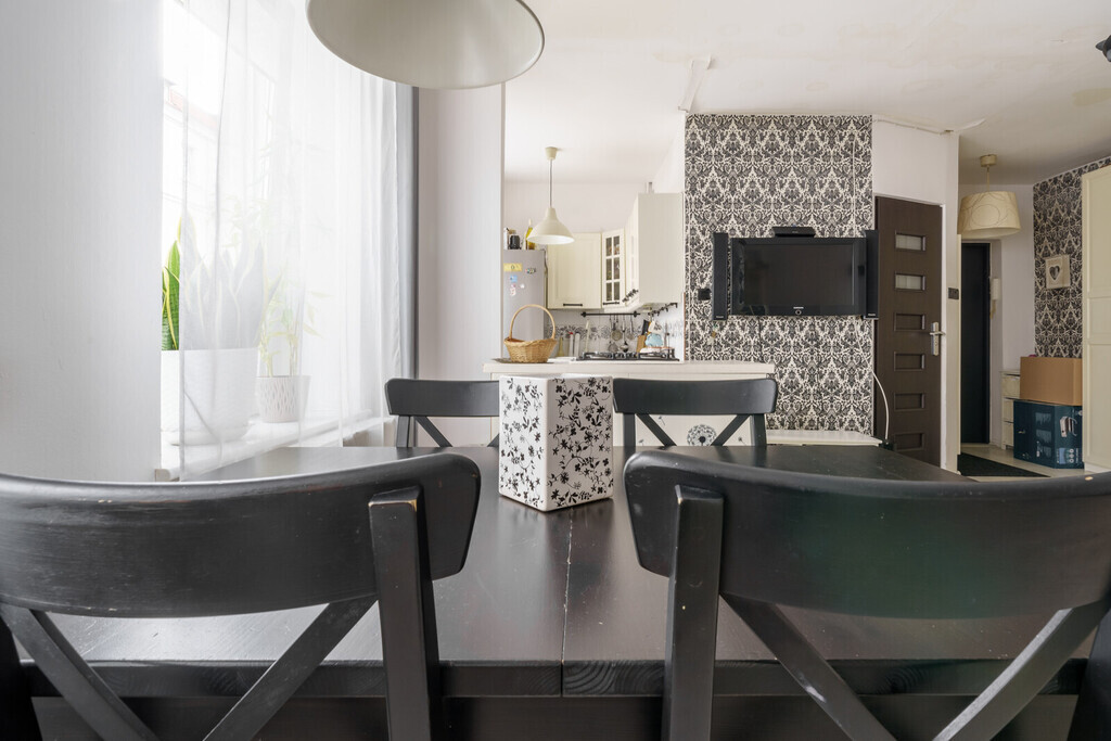 Urokliwe Mieszkanie w Sercu Wrzeszcza