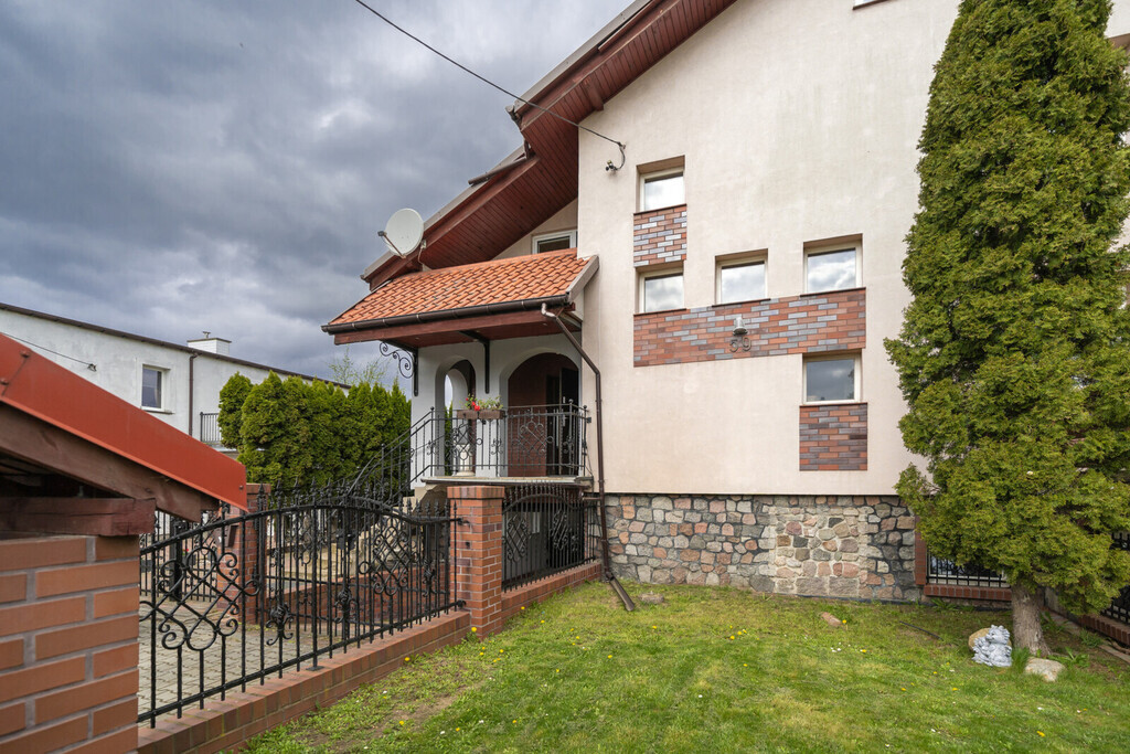 Wyjątkowy dom w Pruszczu Gdańskim | 6 pokoi