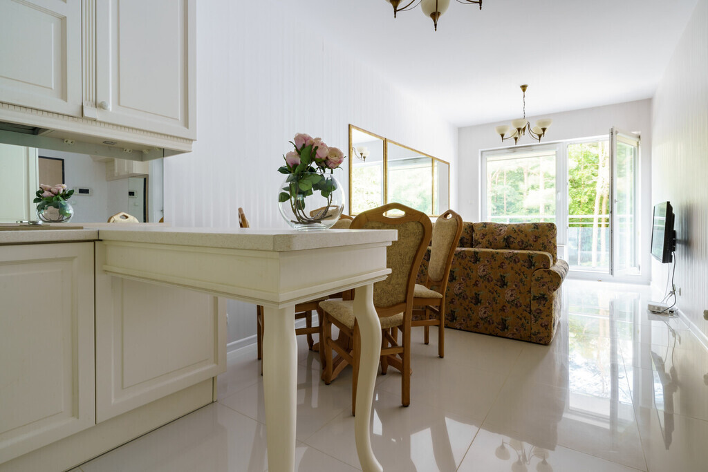 Apartament z widokiem na las | duży balkon