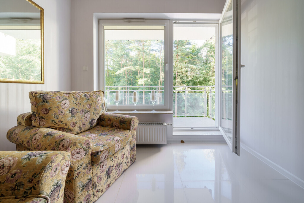 Apartament z widokiem na las | duży balkon