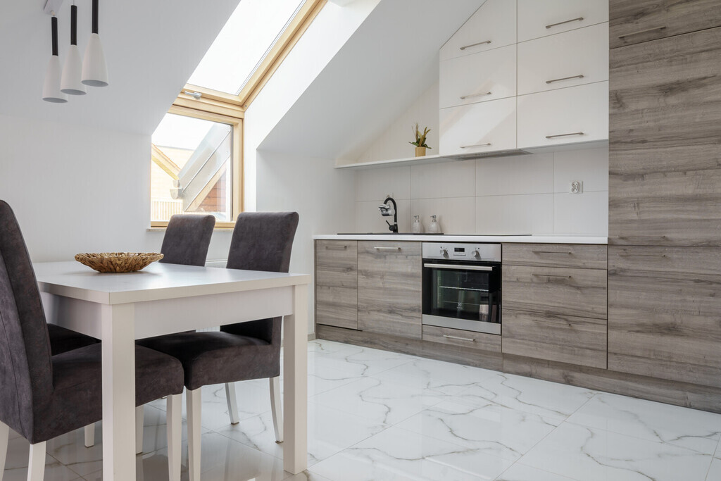 Gotowe do wprowadzenia | duży balkon i komórka