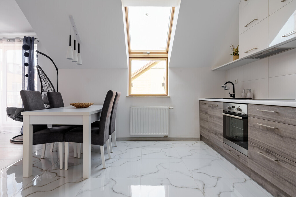 Gotowe do wprowadzenia | duży balkon i komórka