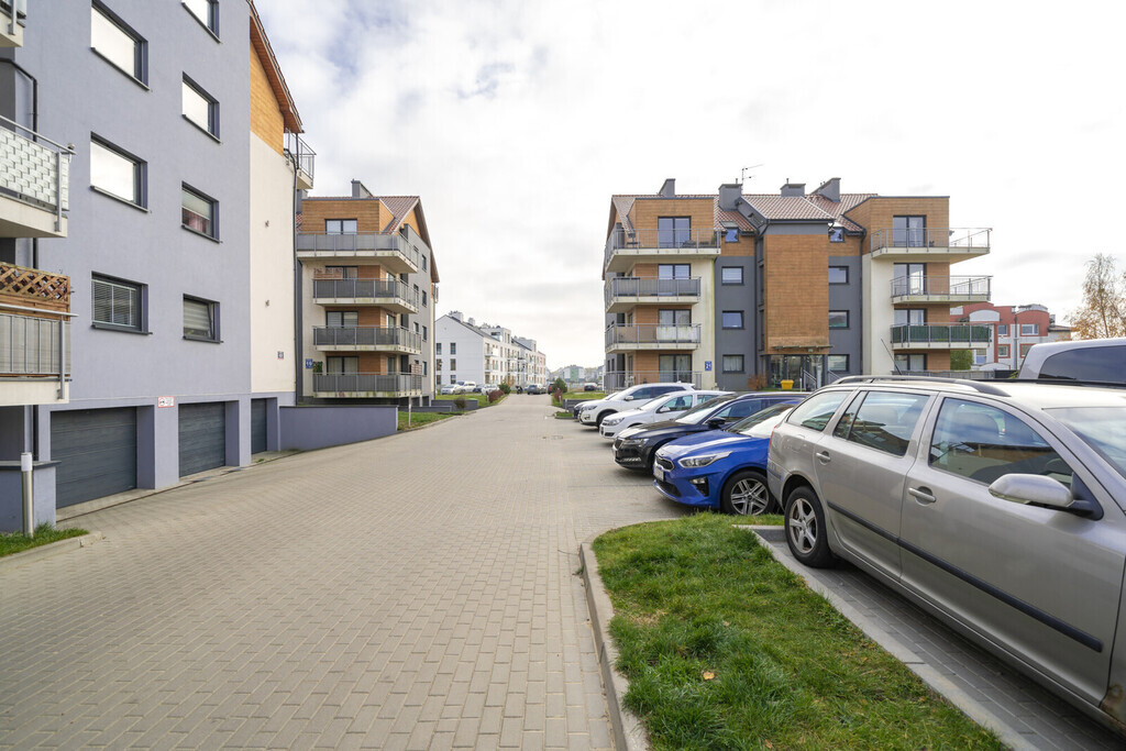 Gotowe do wprowadzenia | duży balkon i komórka