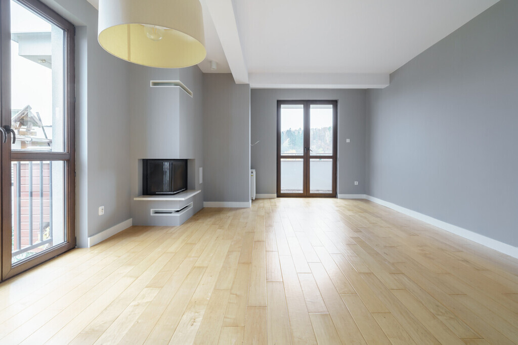 Apartament z widokiem na las