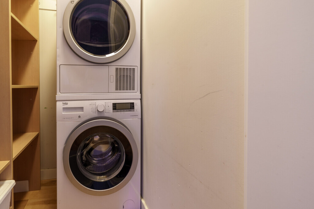 Apartament z widokiem na las