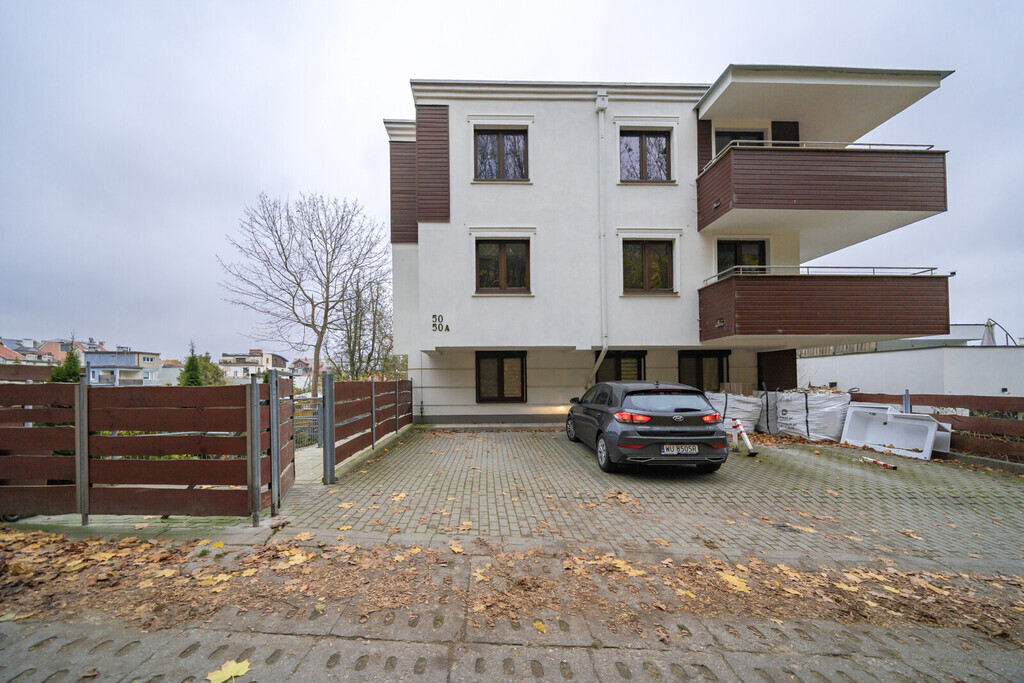Apartament z widokiem na las