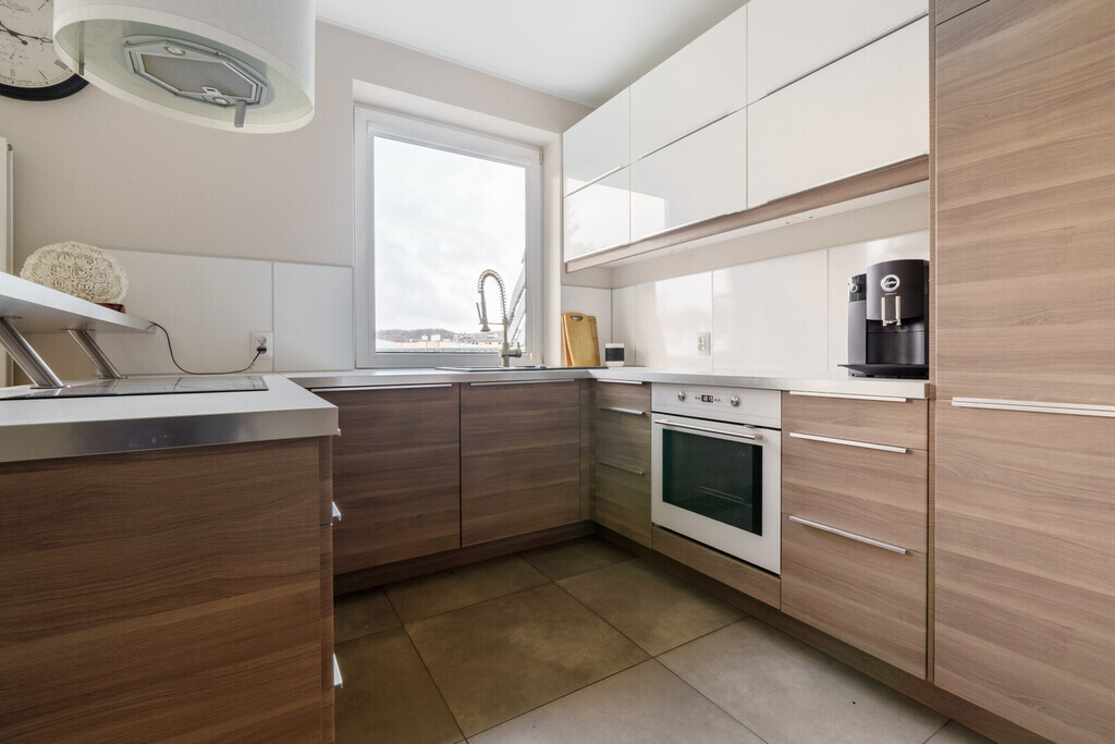 Apartament z balkonem i garażem – Gdynia Orłowo