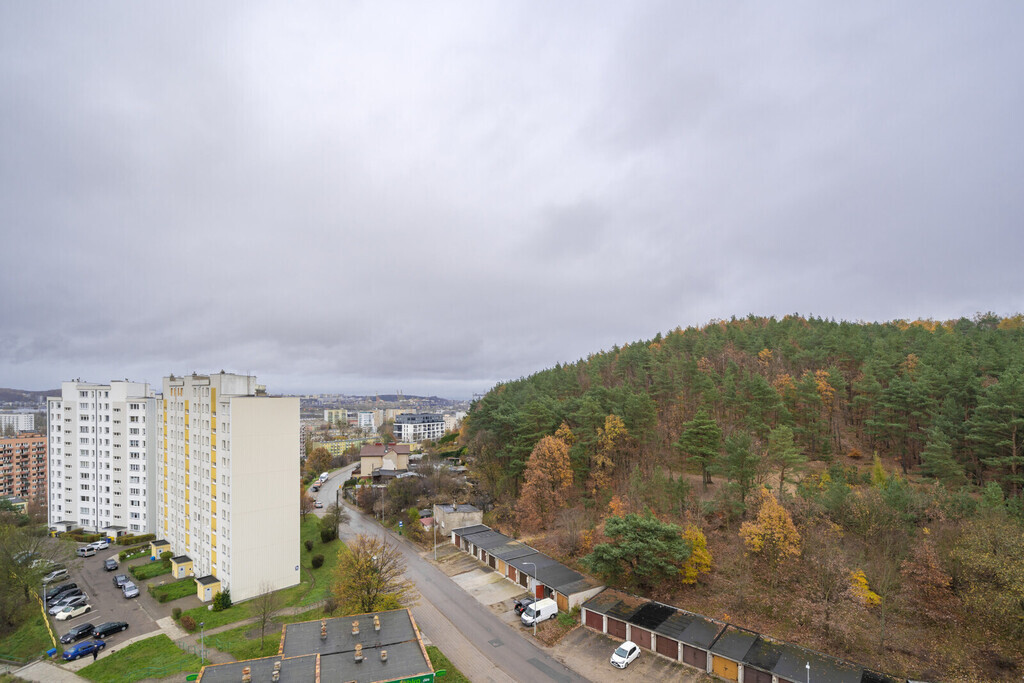 3 pokoje z widokiem na las i Gdynię Chylonię