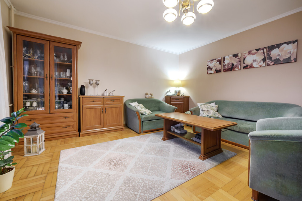 Mieszkanie dwupokojowe w Gdyni Dąbrowie