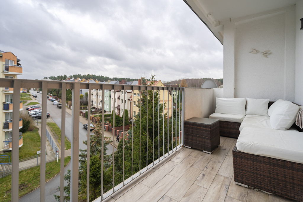 Mieszkanie dwupokojowe w Gdyni Dąbrowie