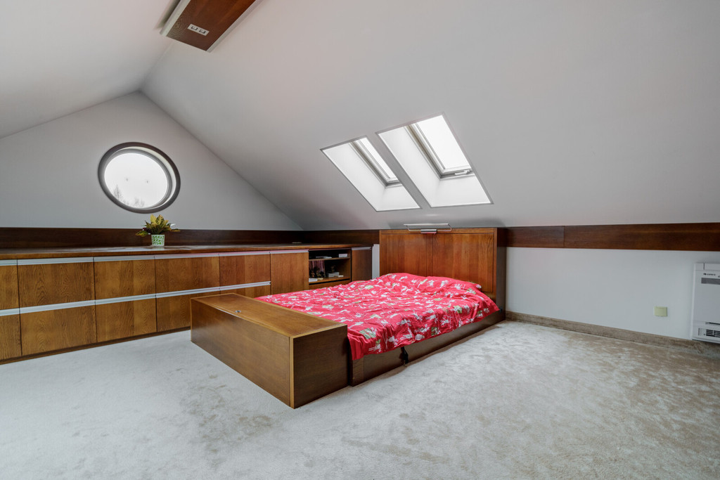 Nowoczesny dom z antresolą i dużą działką