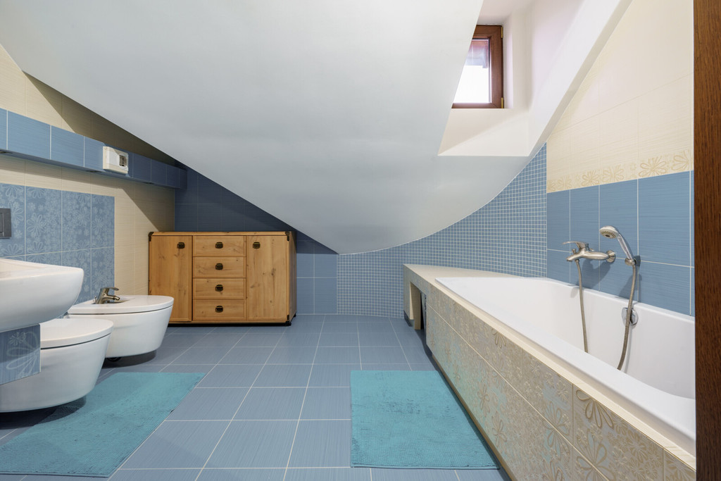 Nowoczesny dom z antresolą i dużą działką