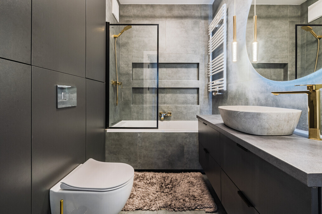 W pełni wyposażone 3 pokoje z dużym ogrodem