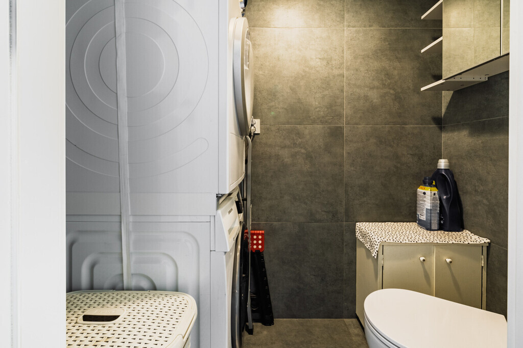 W pełni wyposażone 3 pokoje z dużym ogrodem