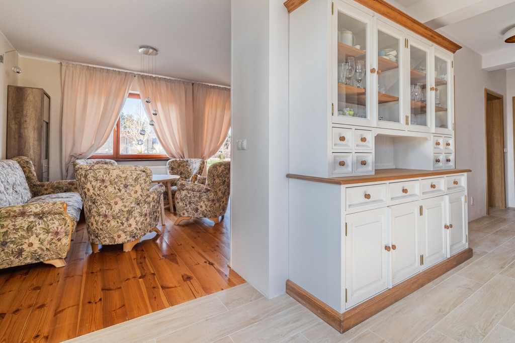 Przytulny dom z kominkiem w Ustarbowie