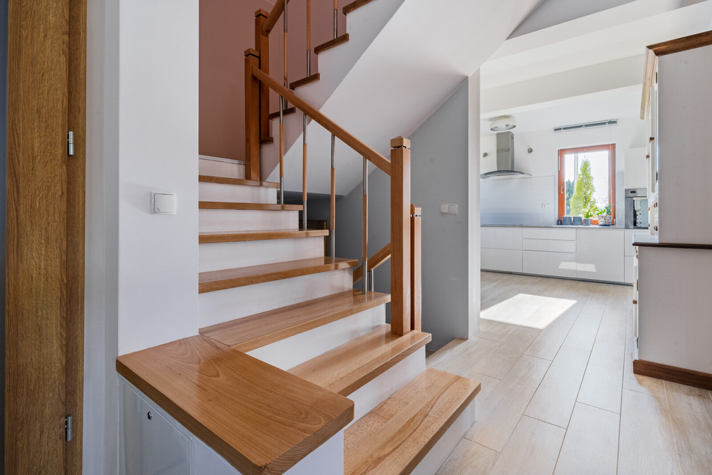 Przytulny dom z kominkiem w Ustarbowie