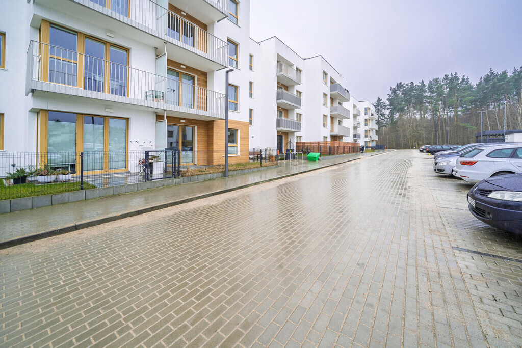 Nowoczesna kawalerka z ogrodem | SZUMILAS, Gdańsk