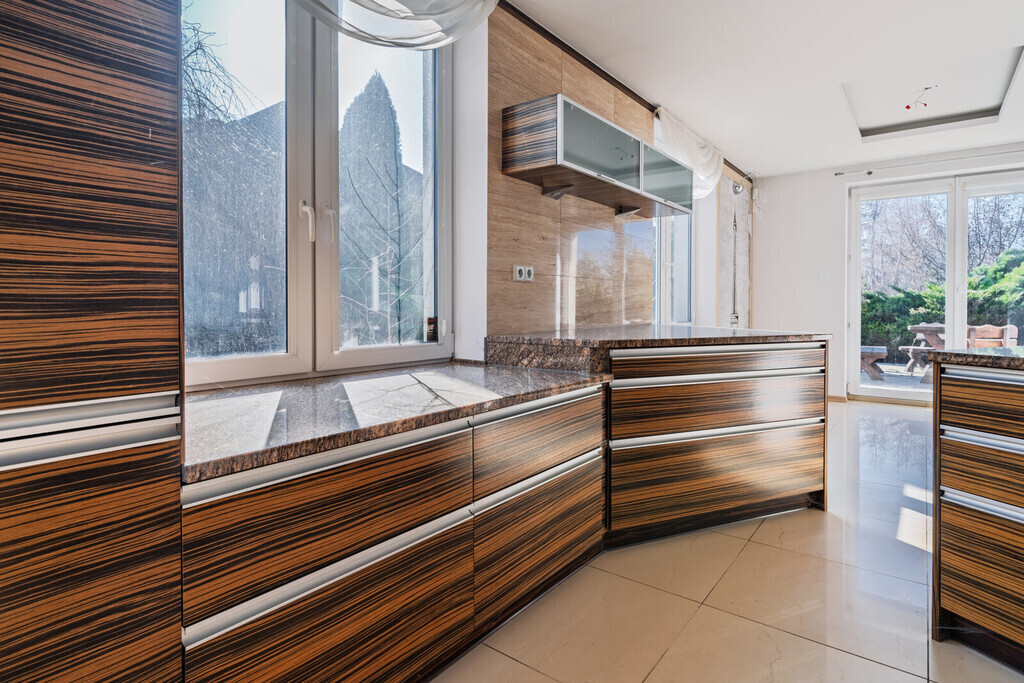 Dom z dużym ogrodem w Przyjaźni