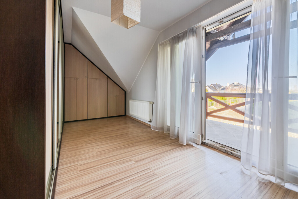 Dom z dużym ogrodem w Przyjaźni