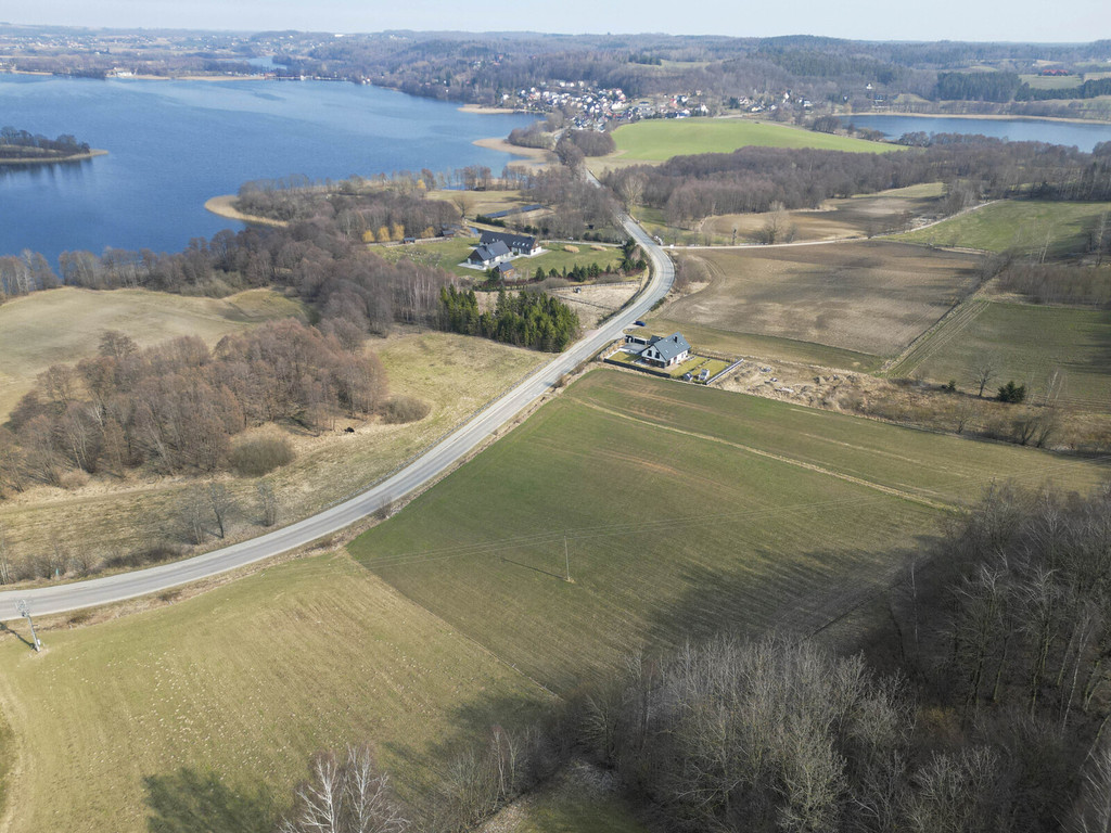 Działka pod usługi turystyczne ZAWORY |  Jezioro