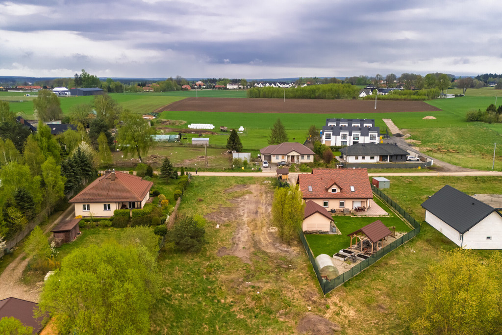 Okazja - działka 1942 m²