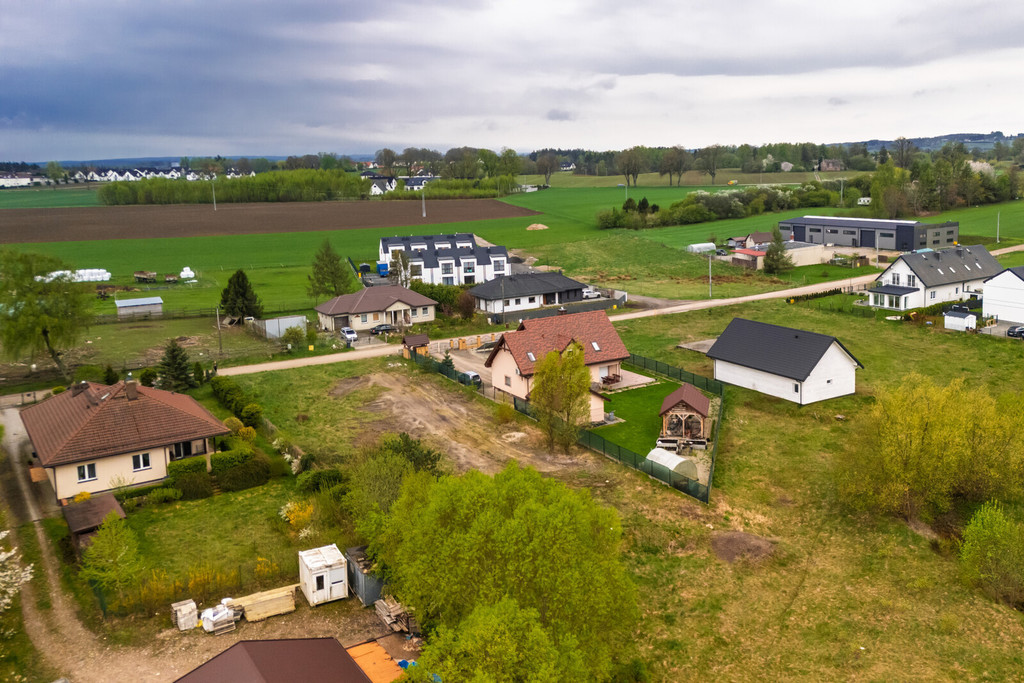 Okazja - działka 1942 m²