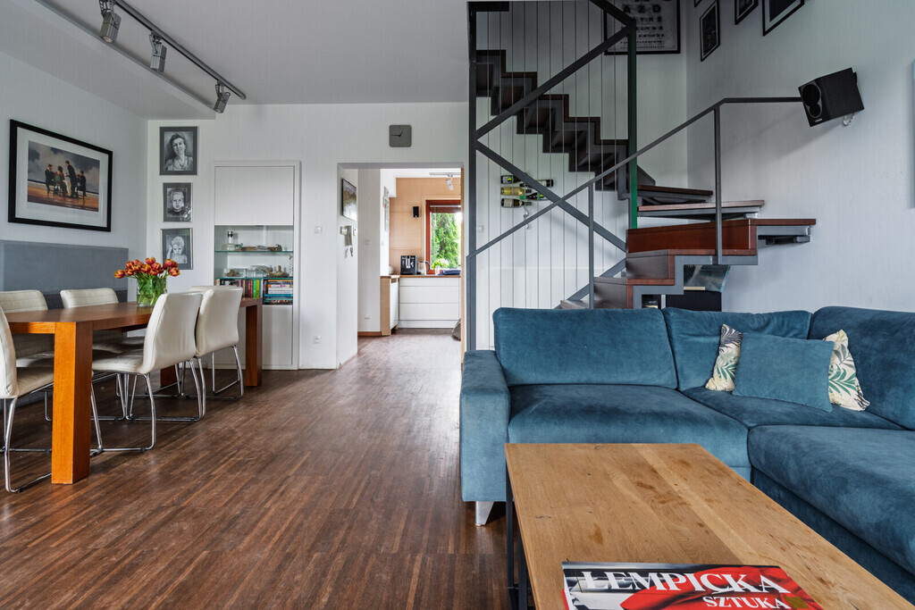 Dom z ogrodem na zamkniętym osiedlu - Łostowice