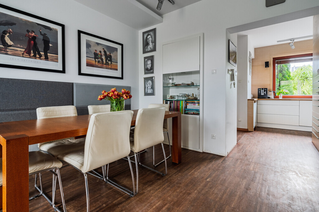 Dom z ogrodem na zamkniętym osiedlu - Łostowice