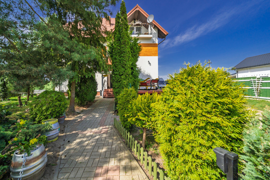 Własny pensjonat w sercu Kaszub | 10 pokoi