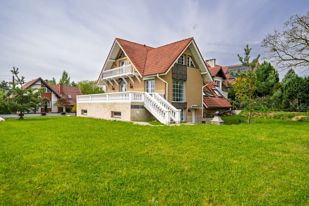 Wielofunkcyjny dom z dużym potencjałem w Gdańsku