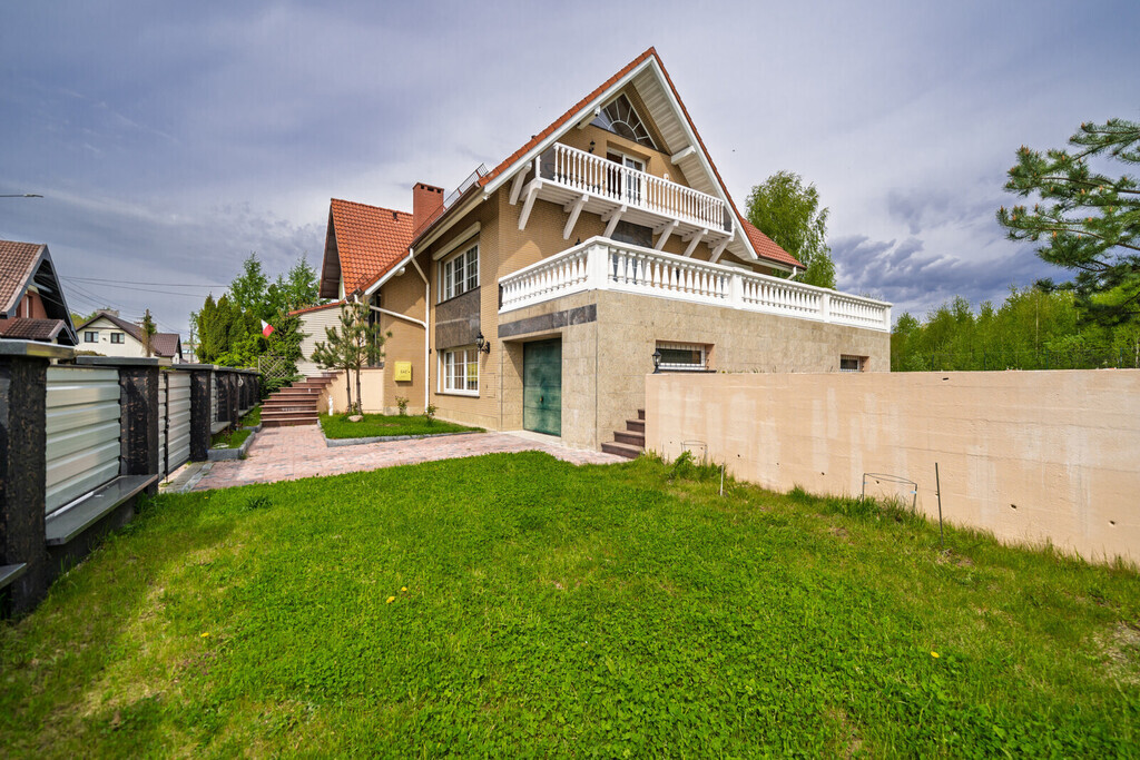 Wielofunkcyjny dom z dużym potencjałem w Gdańsku