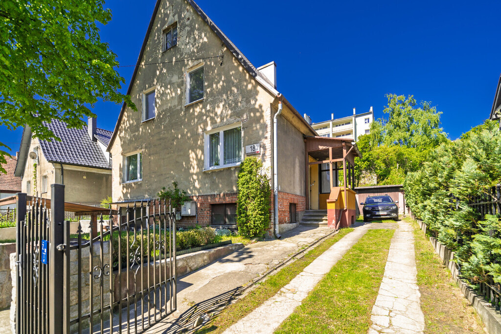 Czteropokojowe mieszkanie z ogródkiem we Wrzeszczu