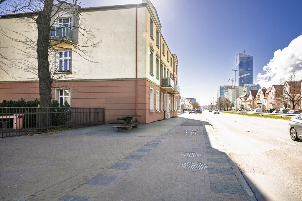 4-pokojowe mieszkanie w Oliwie