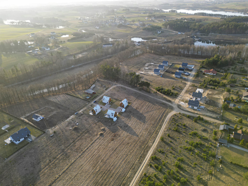 Działki budowlane na Kaszubach - blisko jeziora