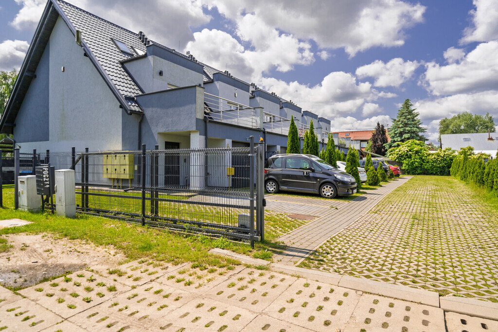 Dom  z ogrodem i garażem na 2 auta UNIKATOWAoferta