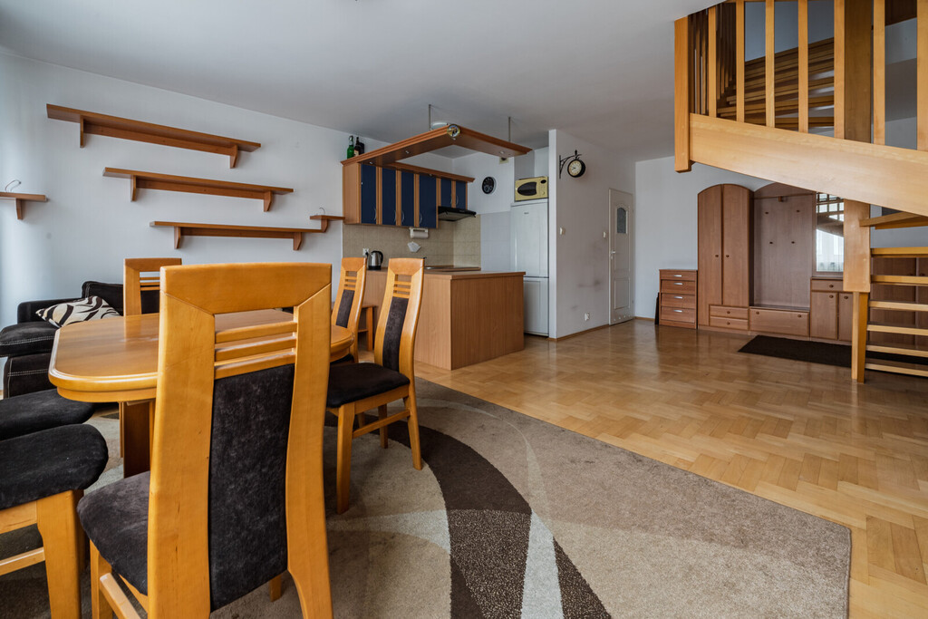 Komfortowe mieszkanie 2 poziomowe w Gdyni Fikakowo