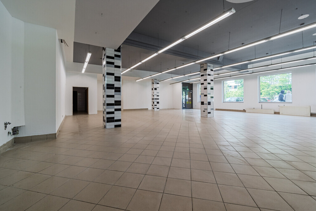 Atrakcyjna nieruchomość komercyjna – Straszyn