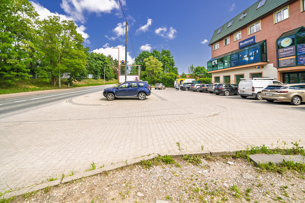 Atrakcyjna nieruchomość komercyjna – Straszyn