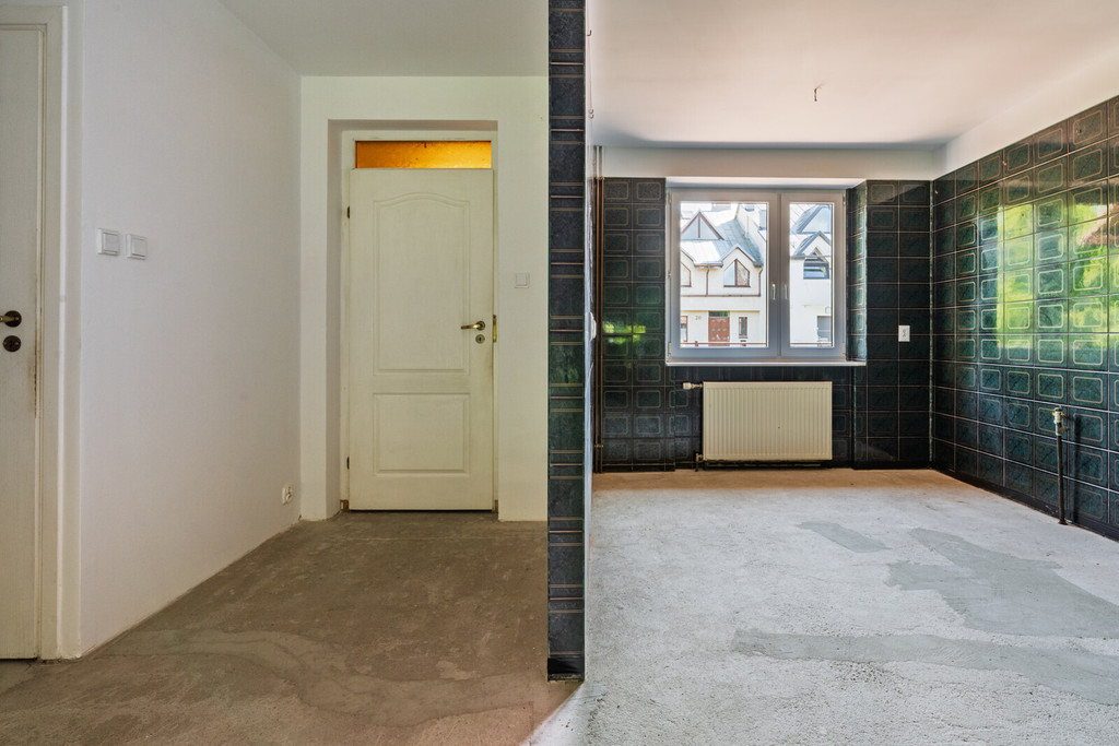 Skrajny szereg z ogrodem w Osowie