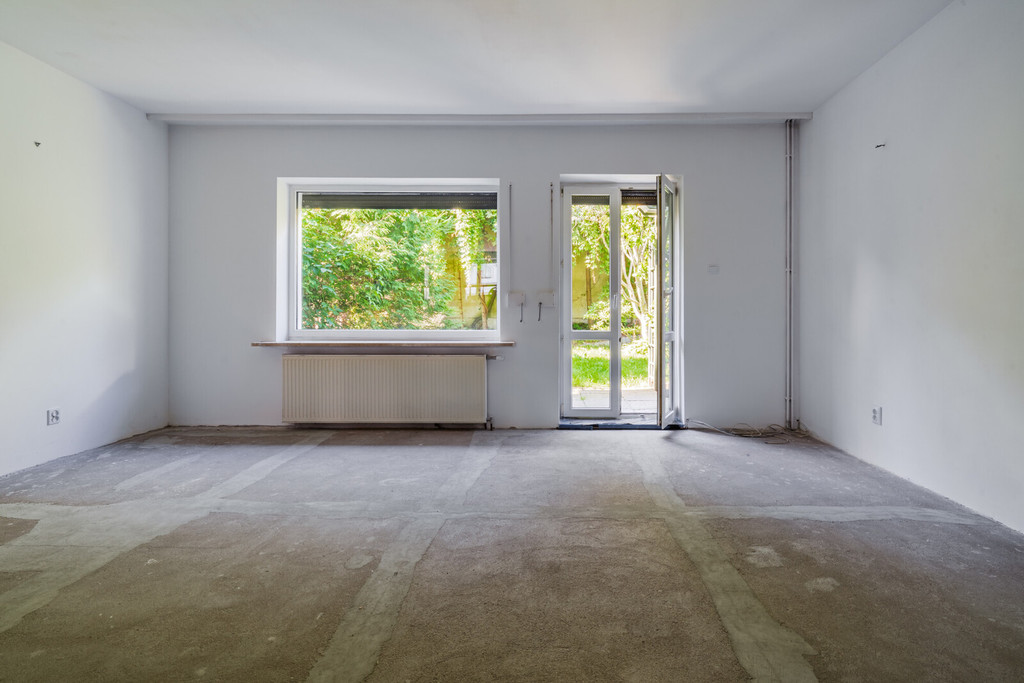 Skrajny szereg z ogrodem w Osowie