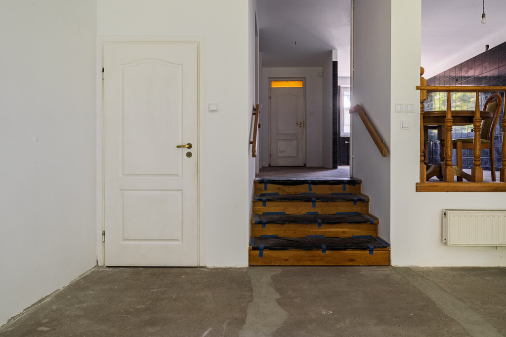 Skrajny szereg z ogrodem w Osowie